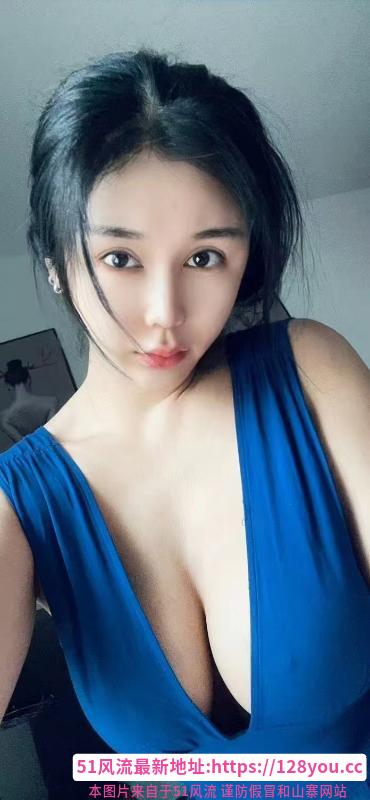 诱人美臀女神丝丝