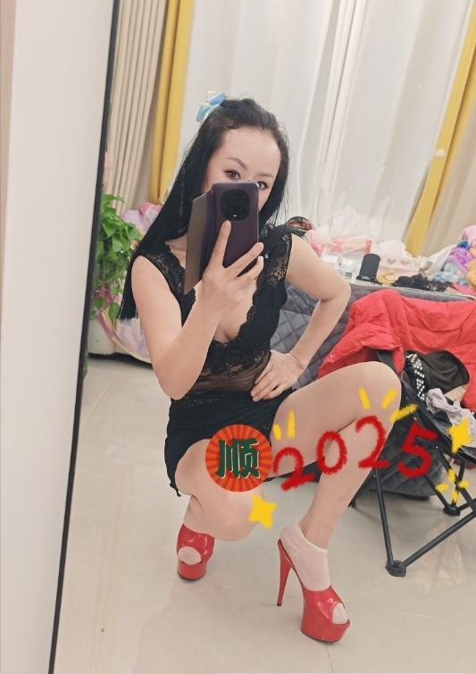金沙洲横沙地铁站宝宝