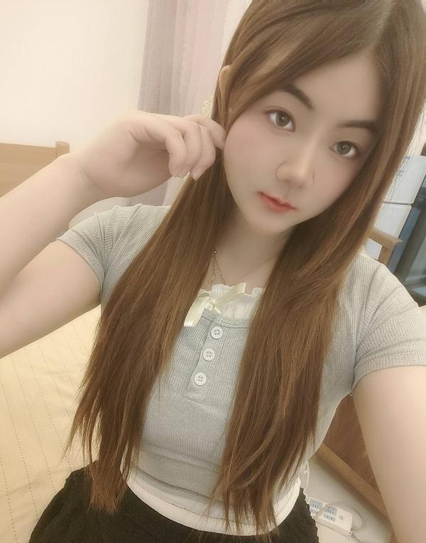 龙岗丰满诗诗