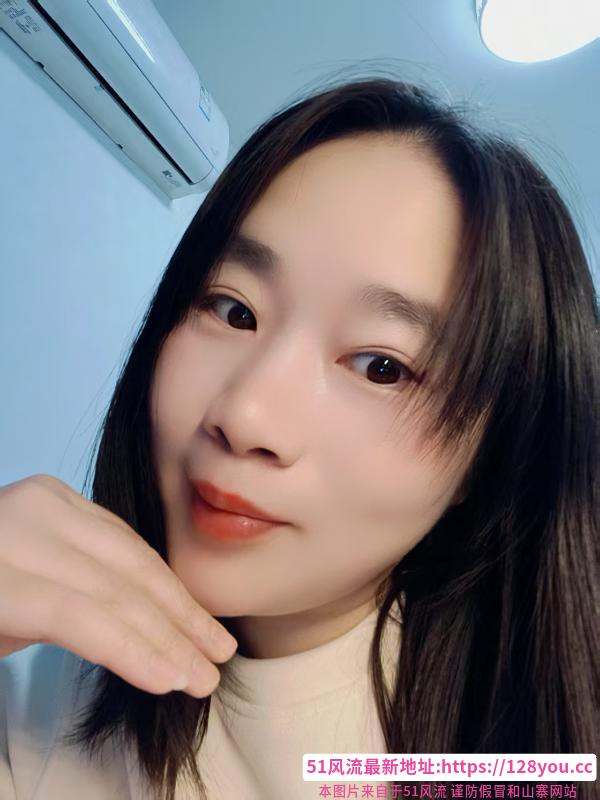 大胸肥臀小姐姐
