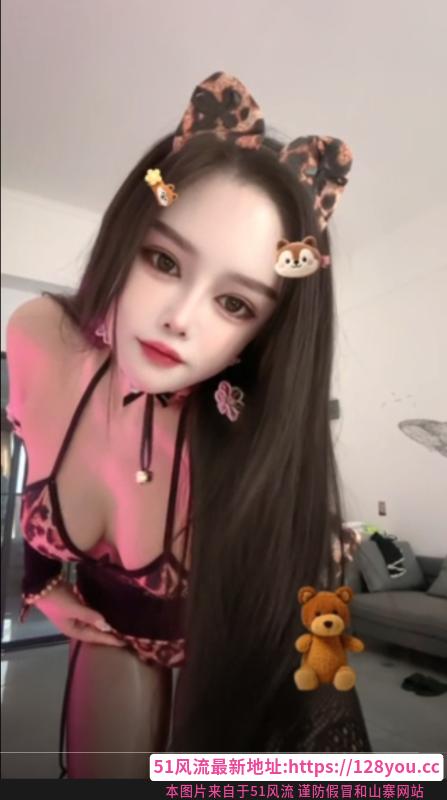 湿吻性感御姐
