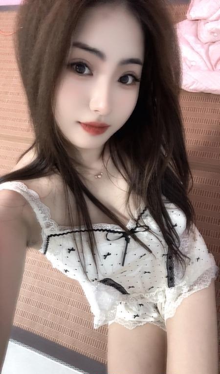 秦淮晨晨回归