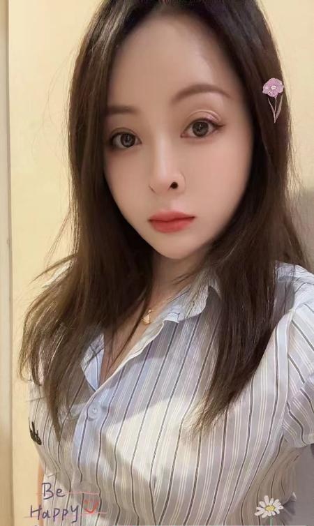 大胸小米