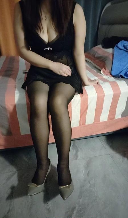 宝安黑丝少妇丽丽