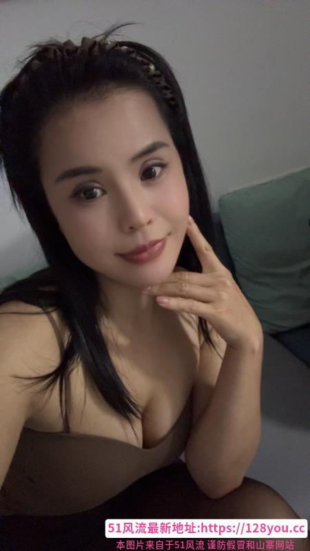 轻熟服务型性感少妇
