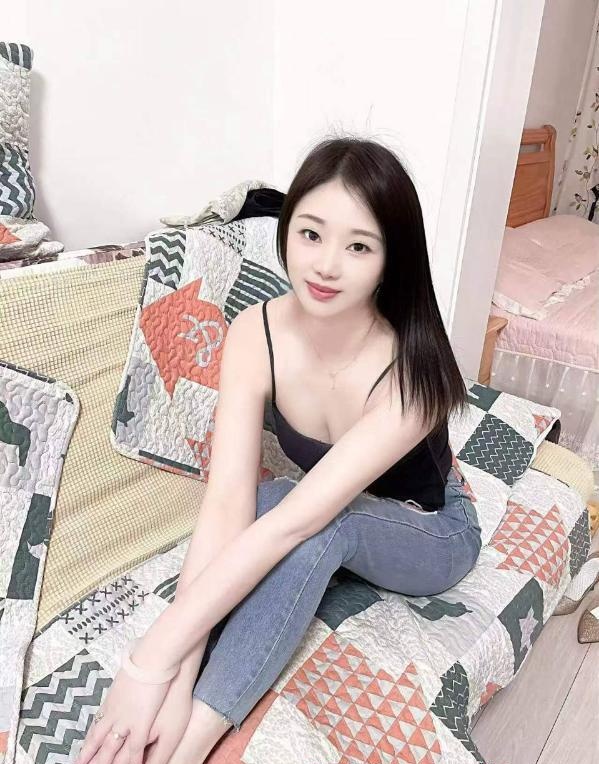 徐汇丰满配合彤彤