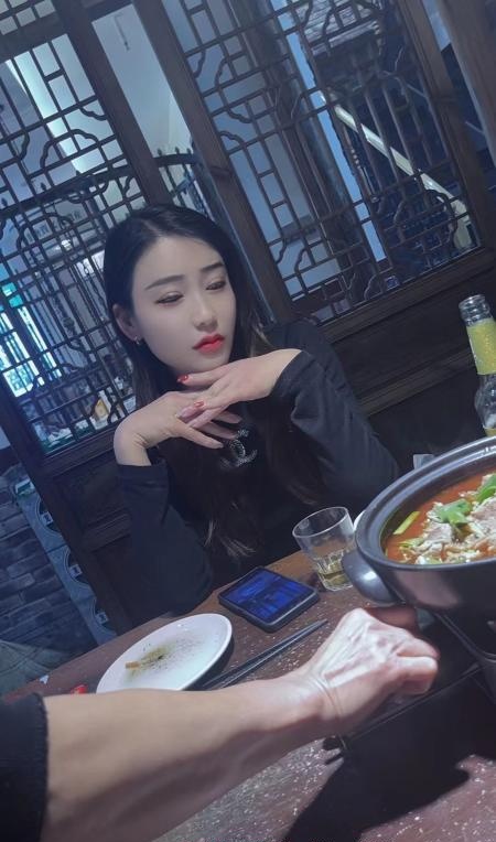 瑶海风骚小姐姐
