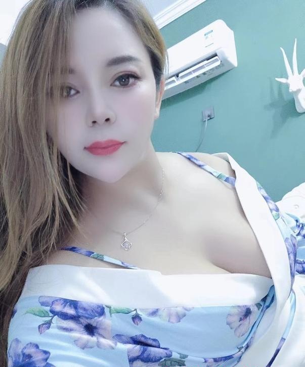 黄岛美乳骚货林林