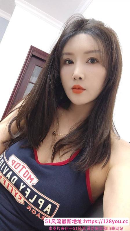 禅城大胸妹米儿