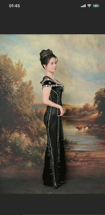 中项服务小英