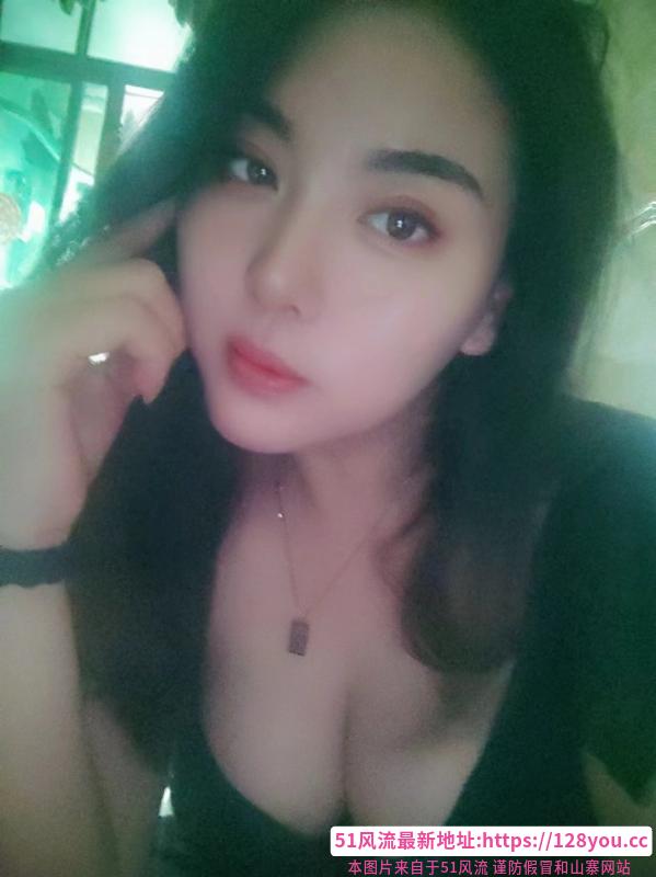 肥臀服务控骚女