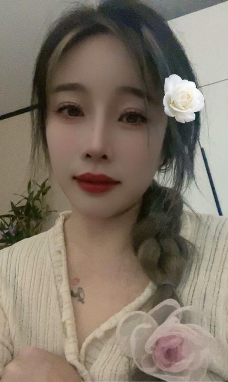 宁波大胸小姐姐