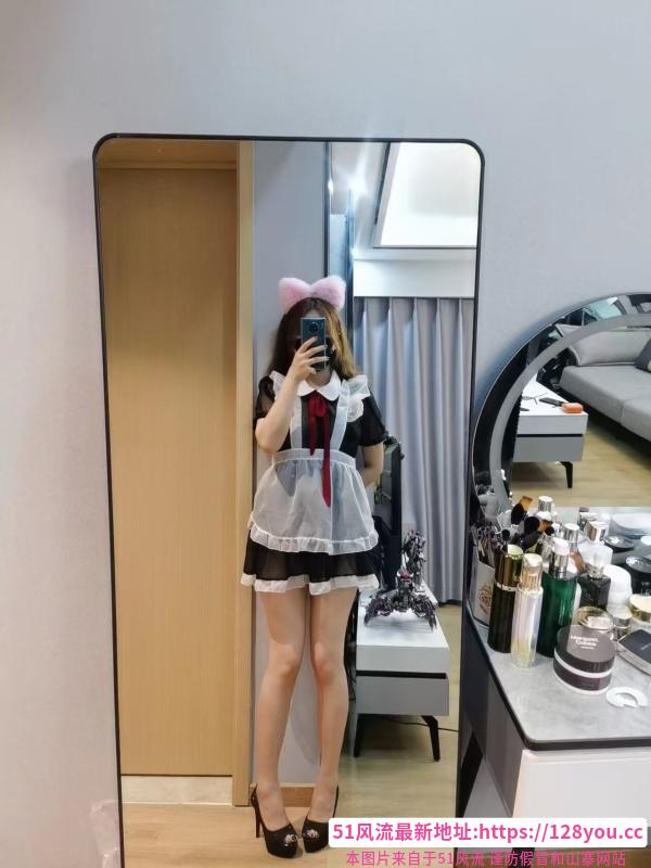 滨江爆草性感女仆