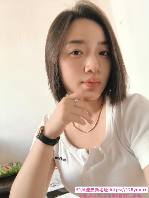 高冷气质美女一枚