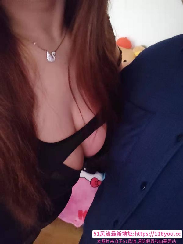 瑶海喷水熟女芳欣