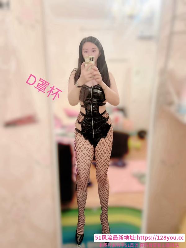 三通肉感嫂子