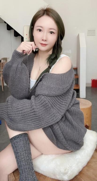 广州大胸少妇泡芙