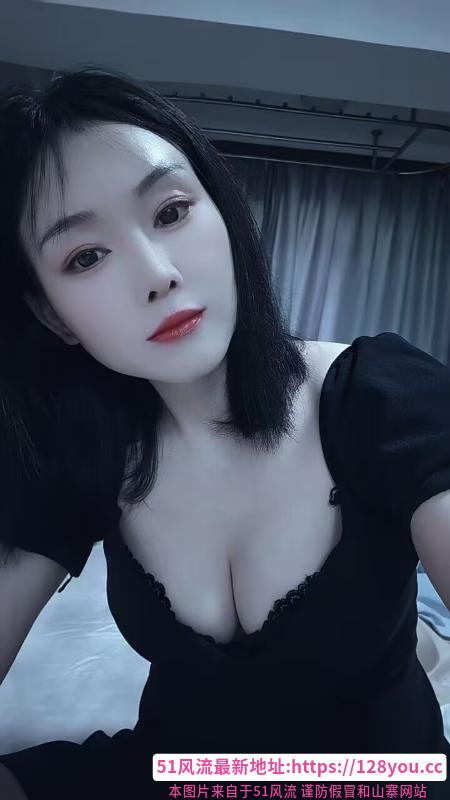 白嫩美乳嫩姝