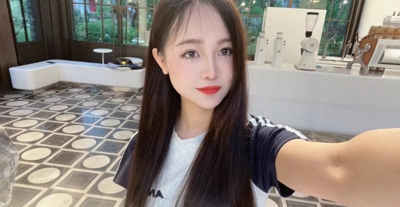 陆家嘴童颜美乳惠子
