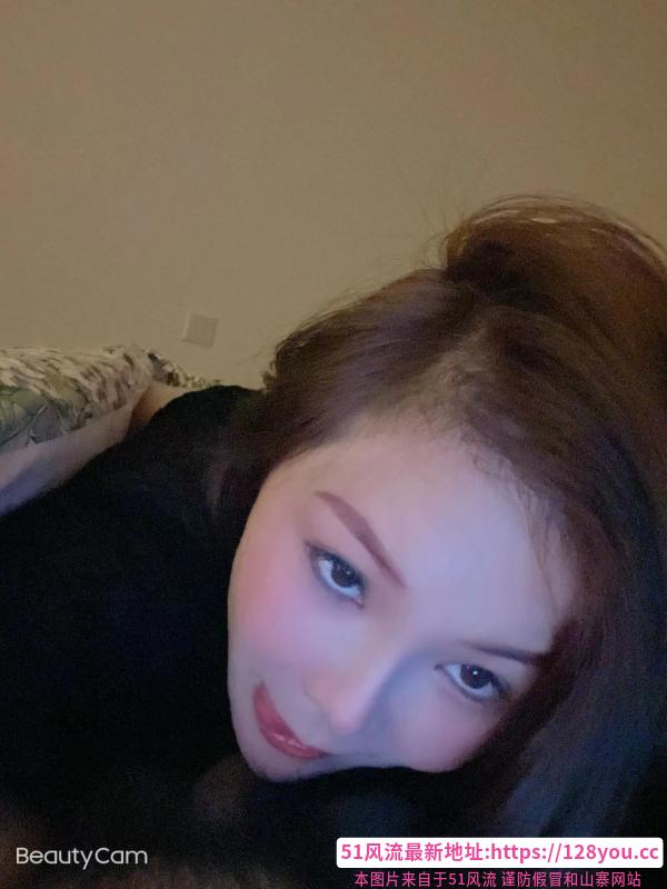 迈皋桥大胸小姐姐