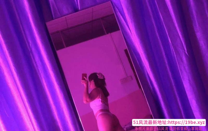 禅城健身肥臀妹