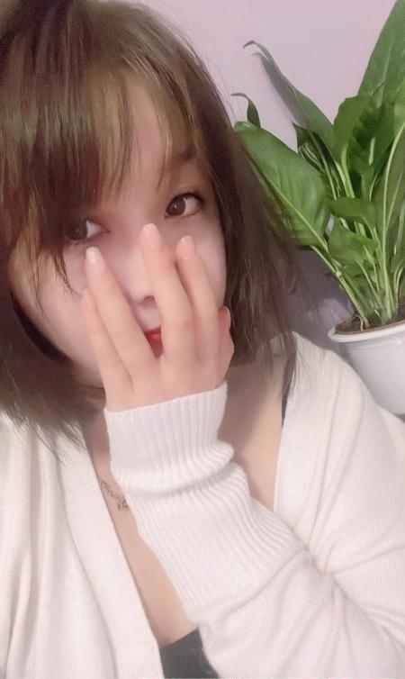 海珠晓南站诗诗