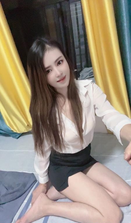横塘路性感美腿御姐
