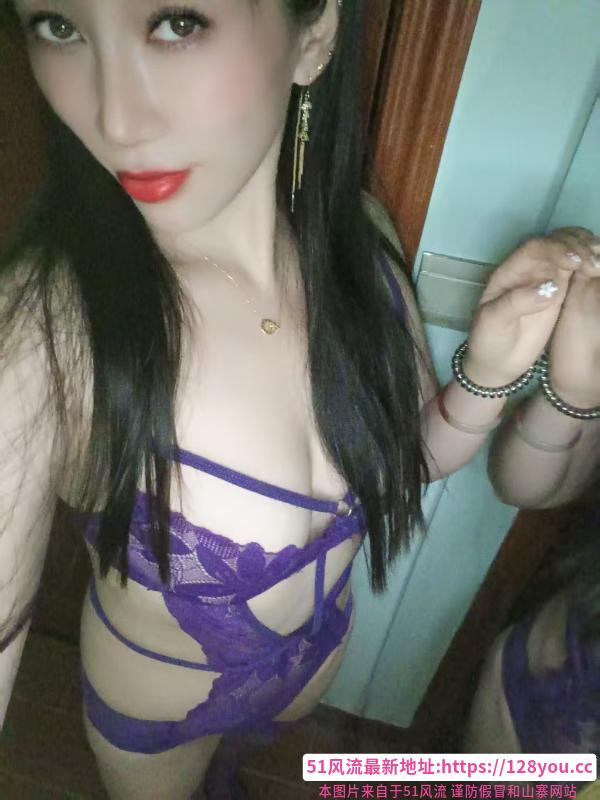 馒头逼骚妇