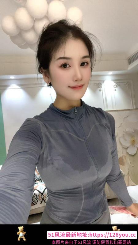 瑜伽少妇