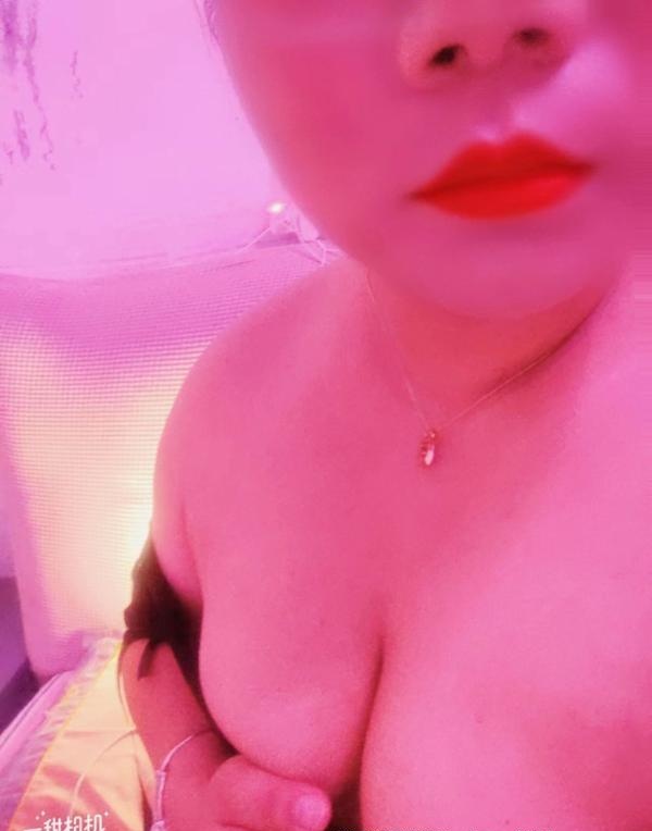 水床大奶少妇