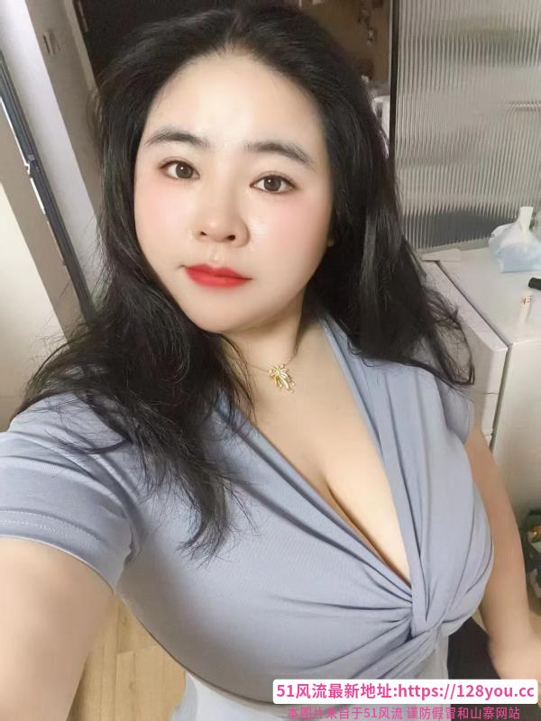 南山乳神露露