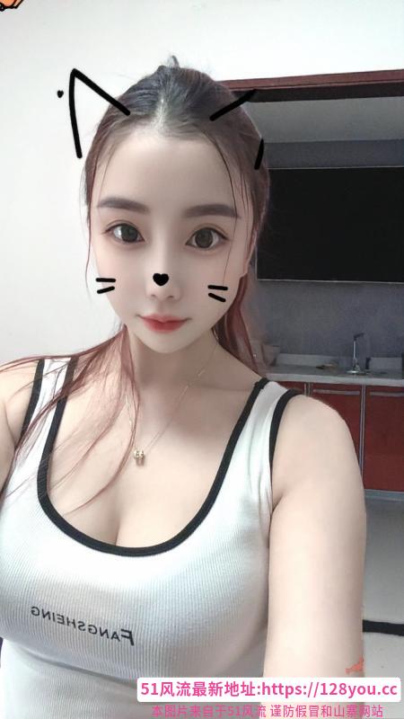大长腿乖巧妹子
