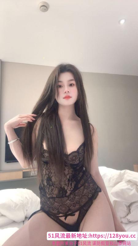 闵行人小胸大糖糖老师