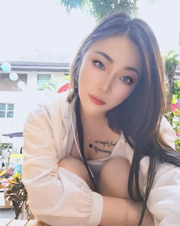 上城女友佳嘉