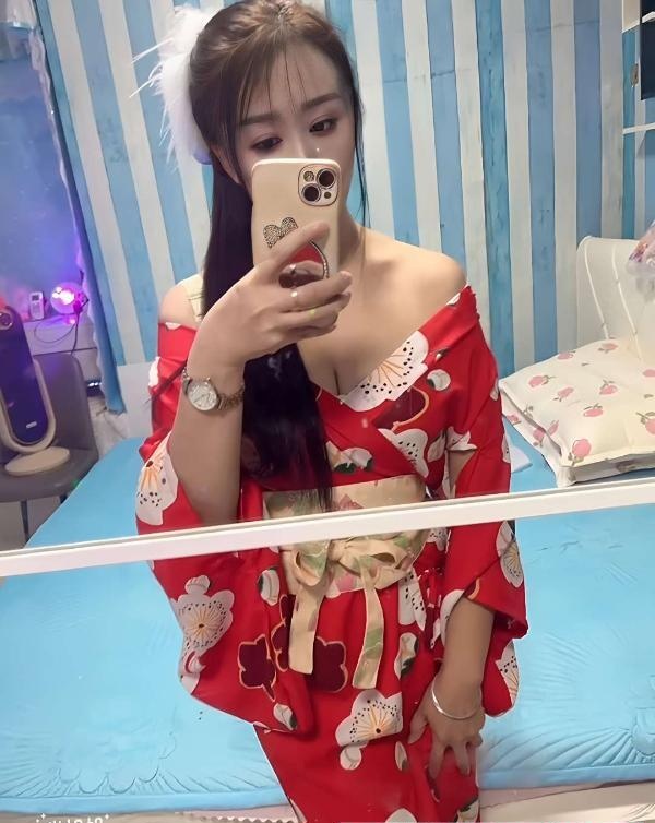 南站制服调教骚女