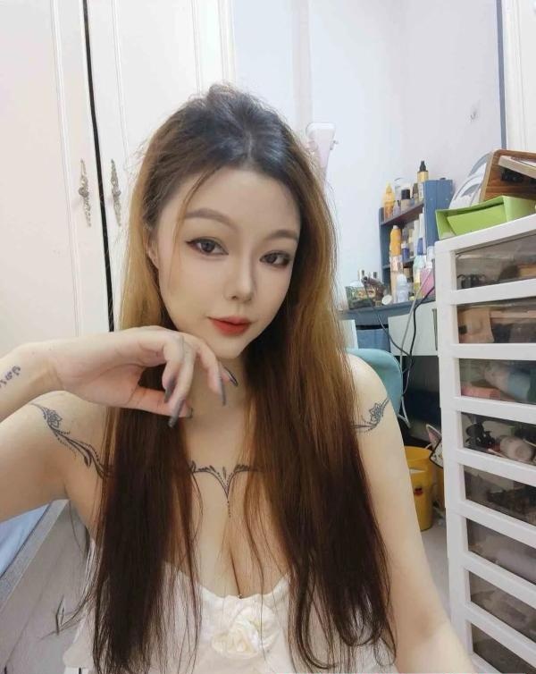 大奶女友般的感觉