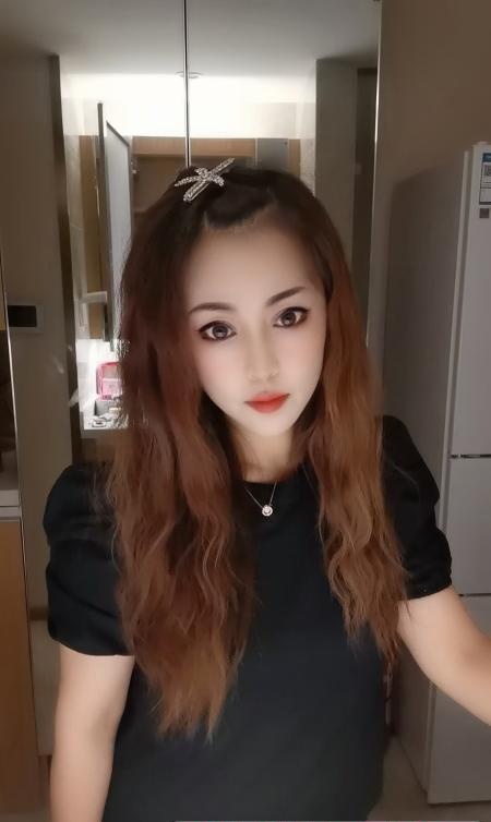 再刷服务系骚货洋洋