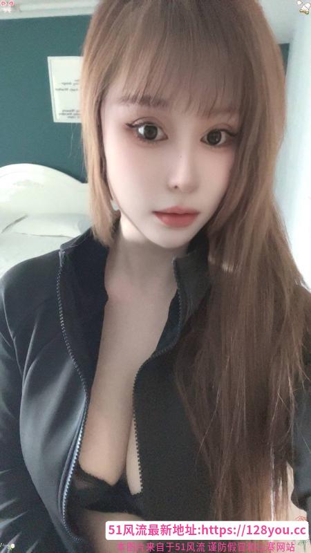 东区大胸御姐冉冉