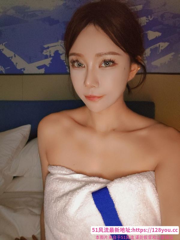 短发少女翻云覆雨